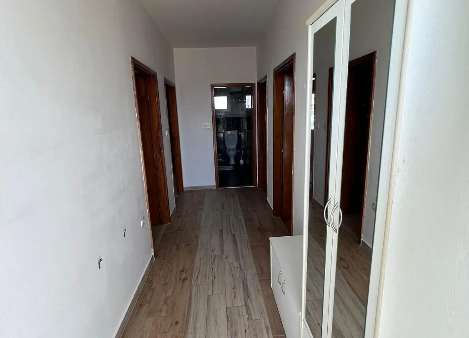 ビビニェBugarija Houseアパートメント アパート ビビニェ